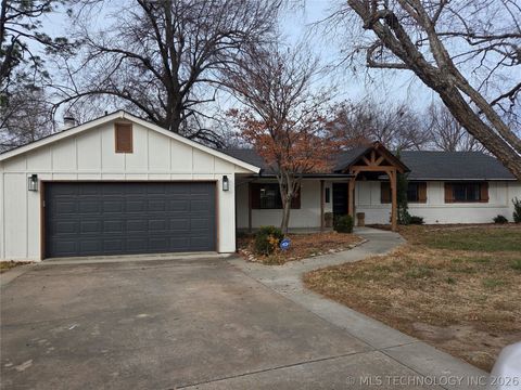 Photo of 8523 E 121st Street S, Bixby, OK 74008 (MLS # 2605149)
