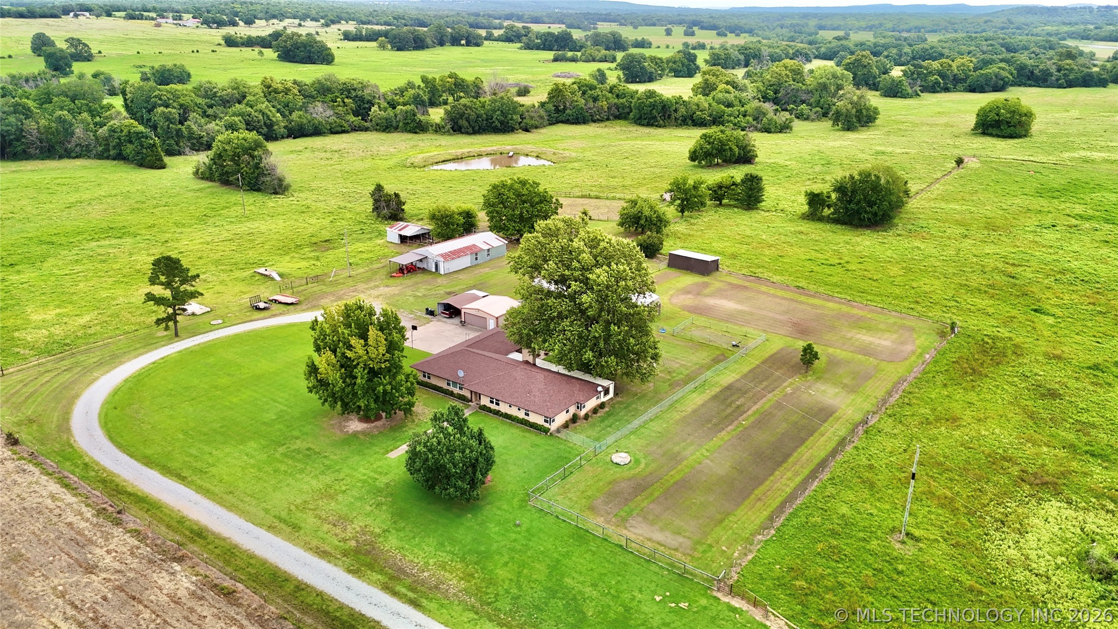 Photo 1 of 92 — 40497 S County Road 4460, Stigler, OK 74462