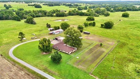 Photo of 40497 S County Road 4460, Stigler, OK 74462 (MLS # 2624805)