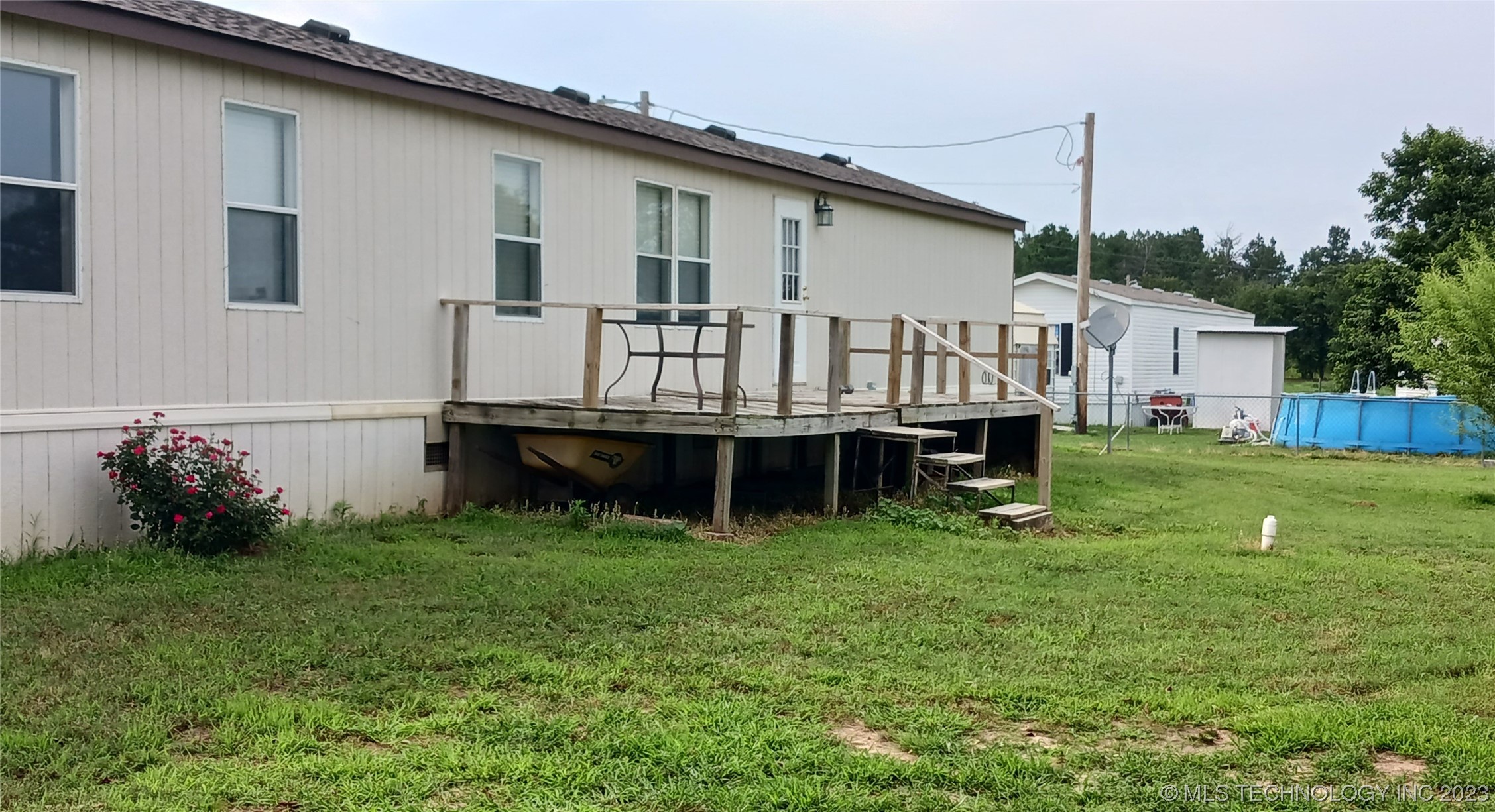 Photo 7 of 26 of 106108 Happy Trails Street mobile home