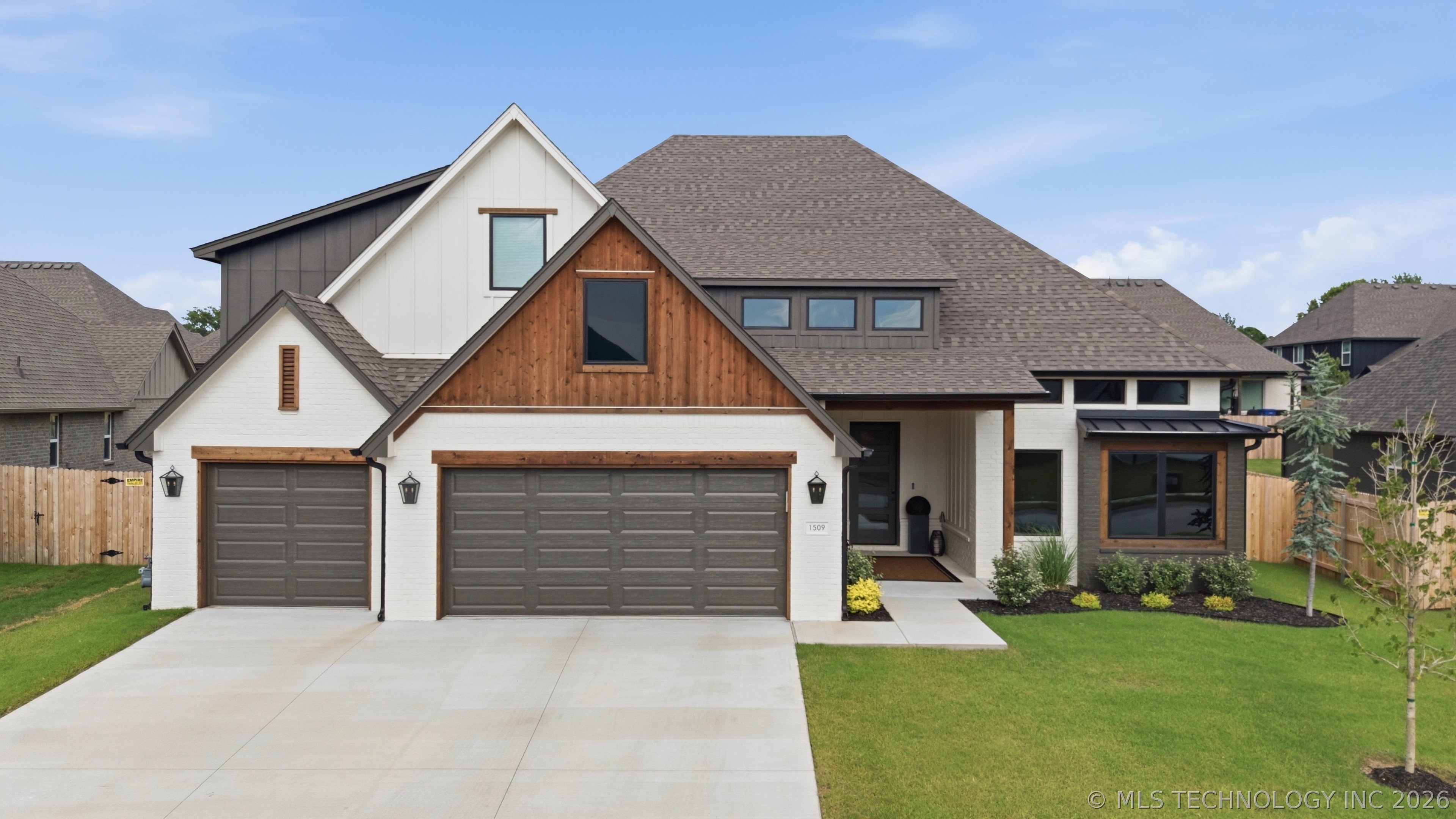 Photo 1 of 52 — 1509 N 71st Street, Broken Arrow, OK 74014