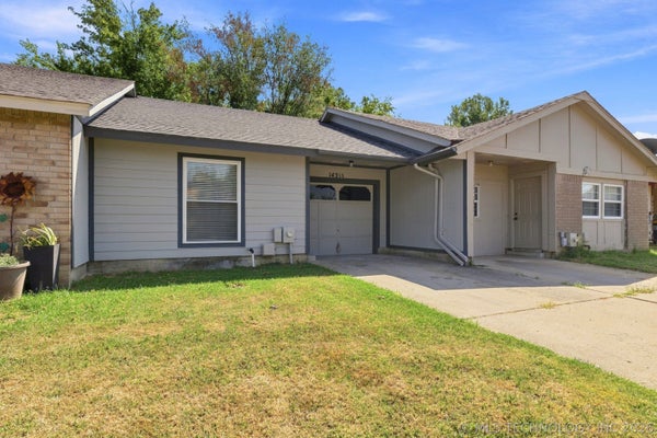 14211 S HICKORY PL, GLENPOOL, OK 74033 - Image d1ad3bcee4f884ea5ff271edf7e7c5fc/2620213314