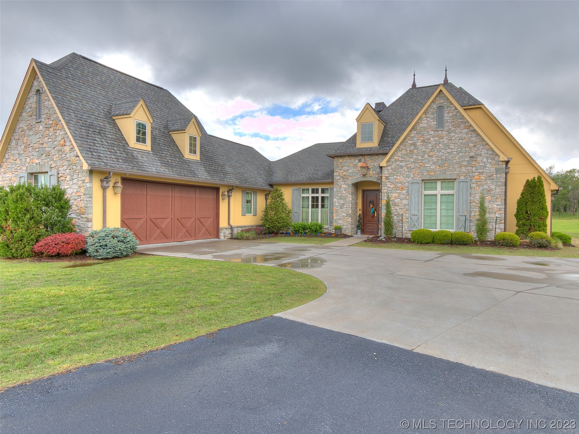 Photo 1 of 50 of 9854 N 145th East Avenue house