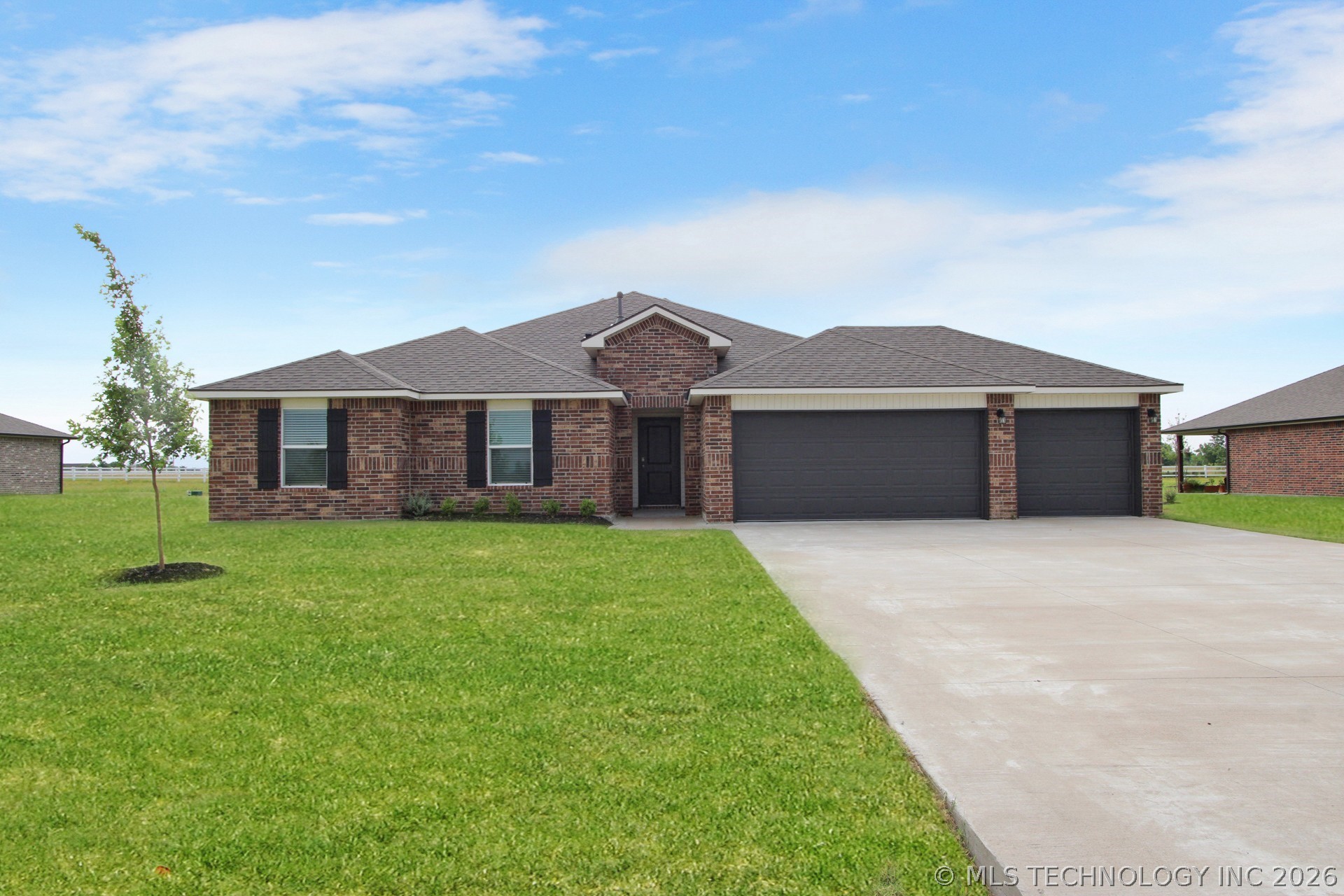 Photo 1 of 18 — 20 Stonegate Drive, Pryor, OK 74361