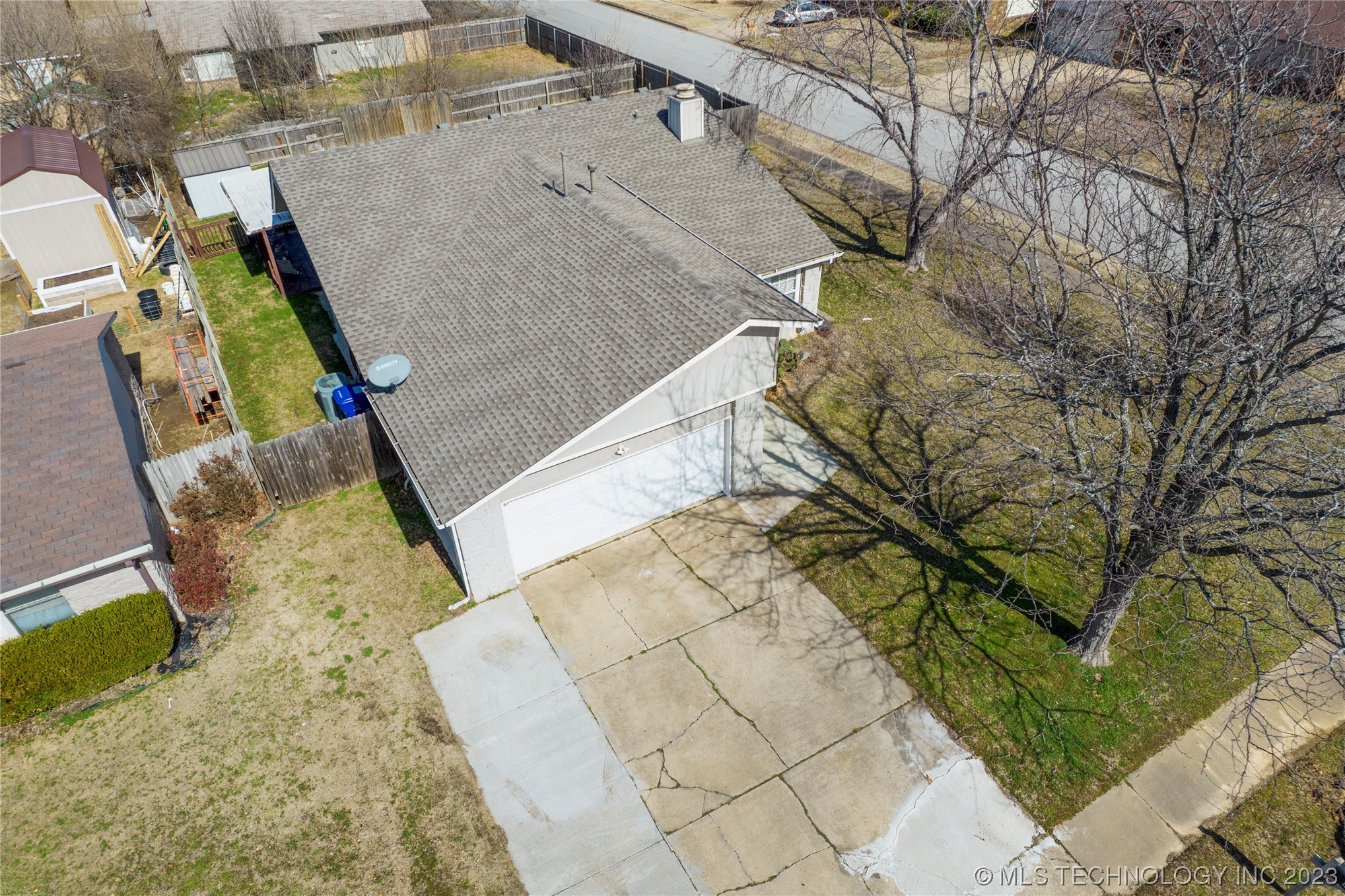 Photo 43 of 47 of 1802 W Laredo Place house