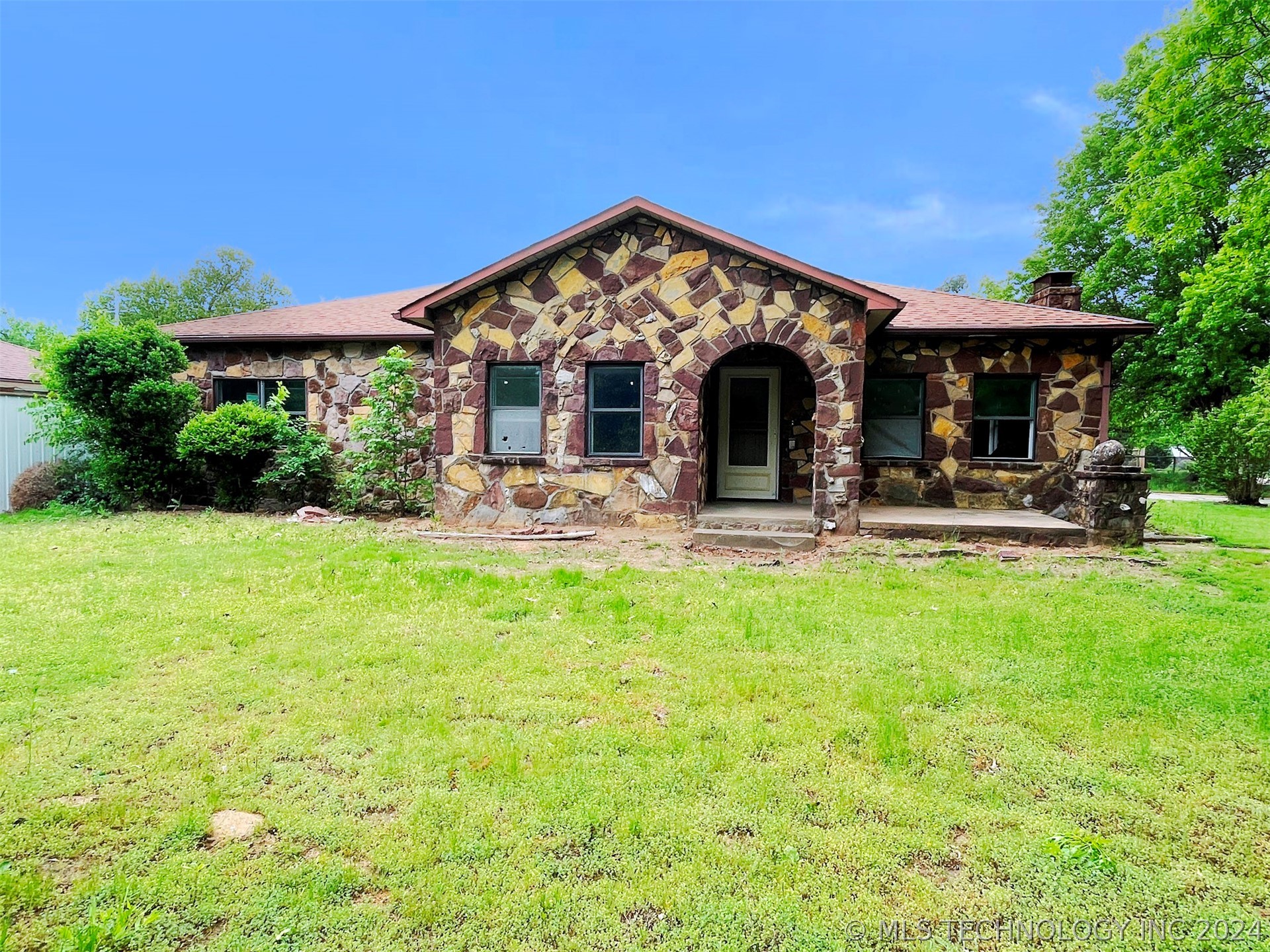 View Holdenville, OK 74848 house