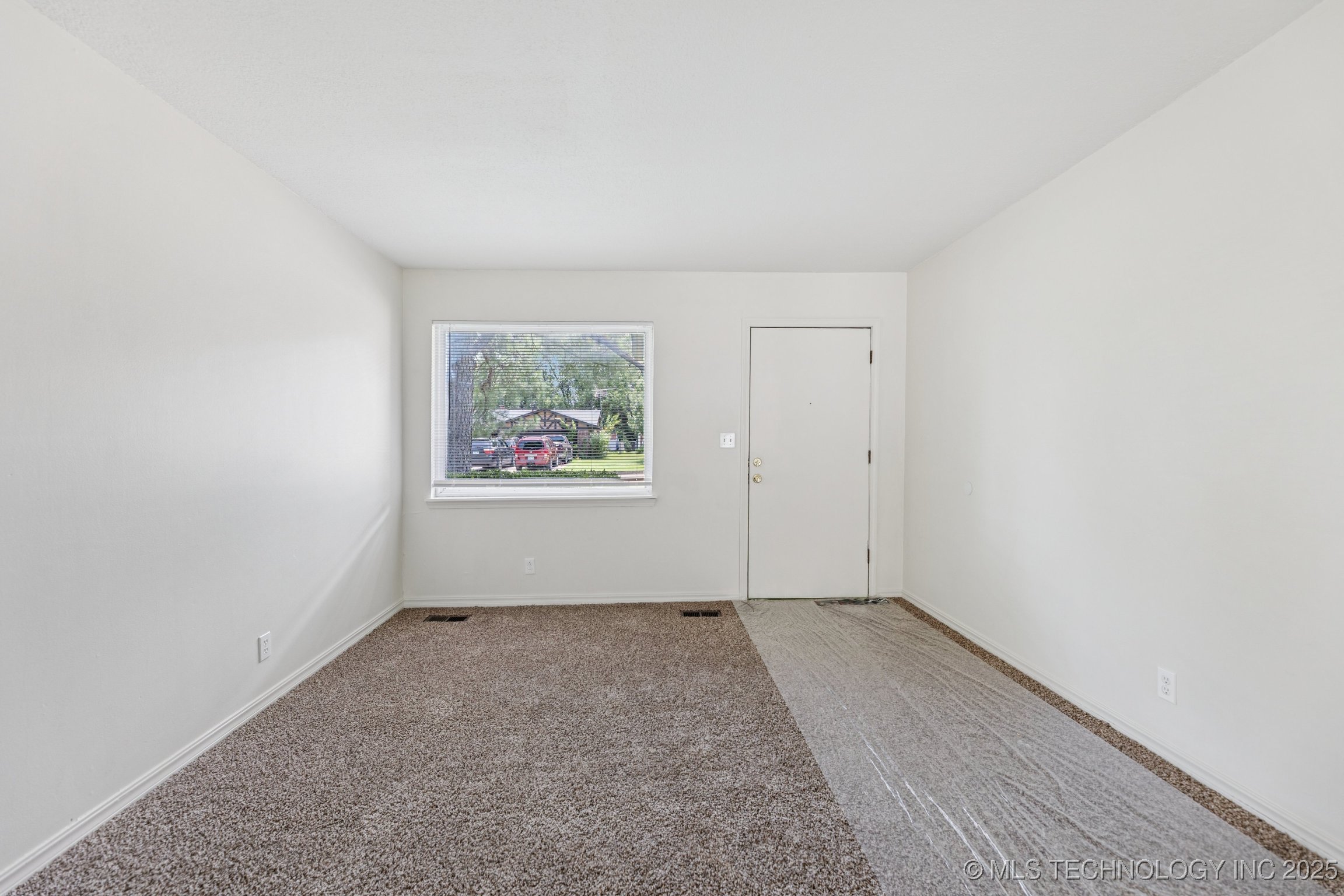 2013 S Bixby Street