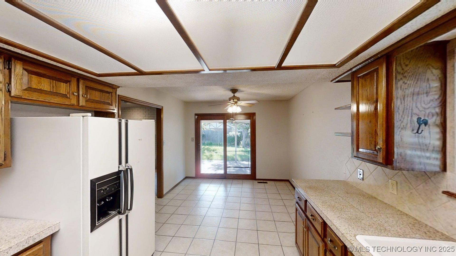 1124 Surrey Drive