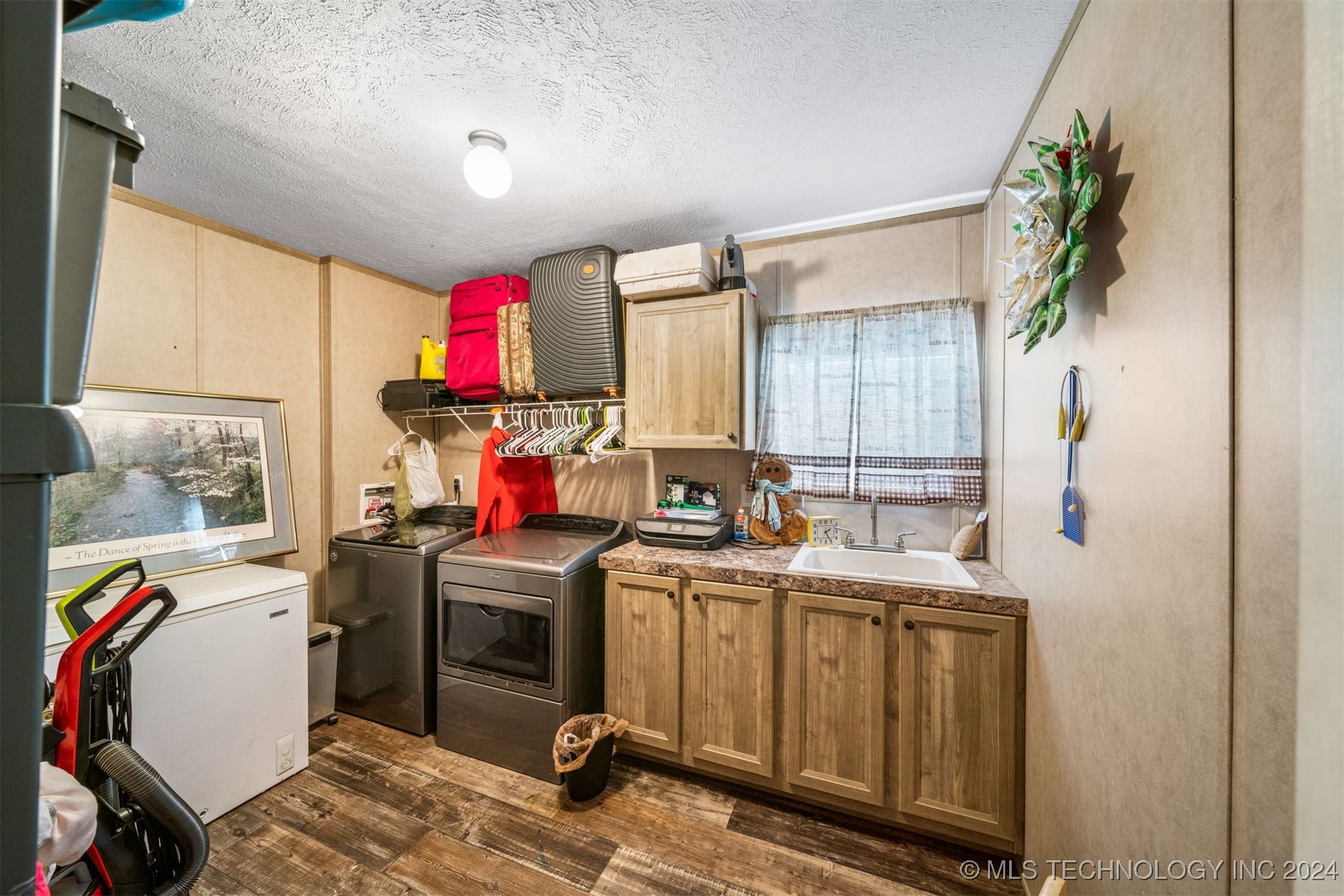 Photo 16 of 30 of 14917 E 123rd Street mobile home