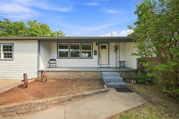 1408 E CHERRY ST, CUSHING, OK 74023 - Image d4fc5c7615d270848ac77c2fbbaf36cd/140174736
