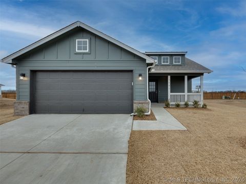 Photo of 3501 E 153rd Street S, Bixby, OK 74008 (MLS # 2617110)