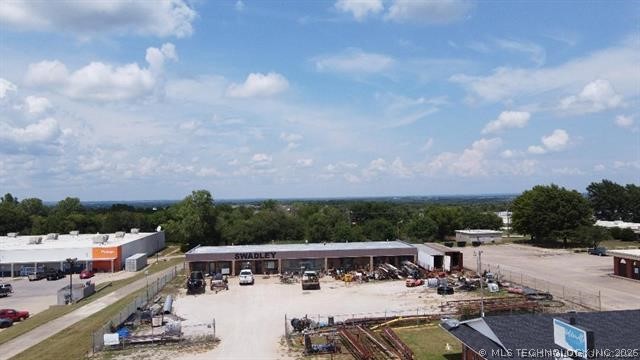 Photo 1 of 6 — 800 E Highway, Holdenville, OK 74848