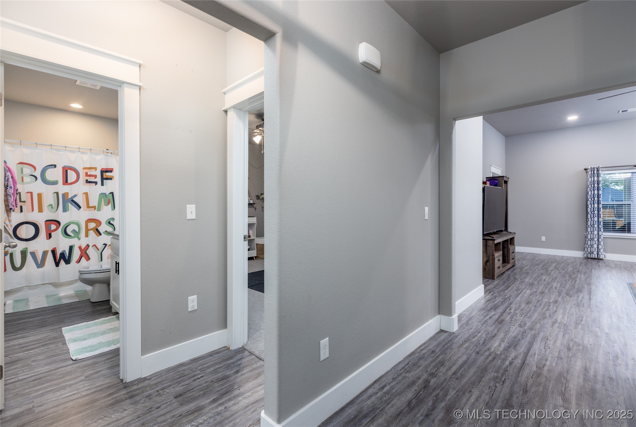 5456 Roadrunner Drive