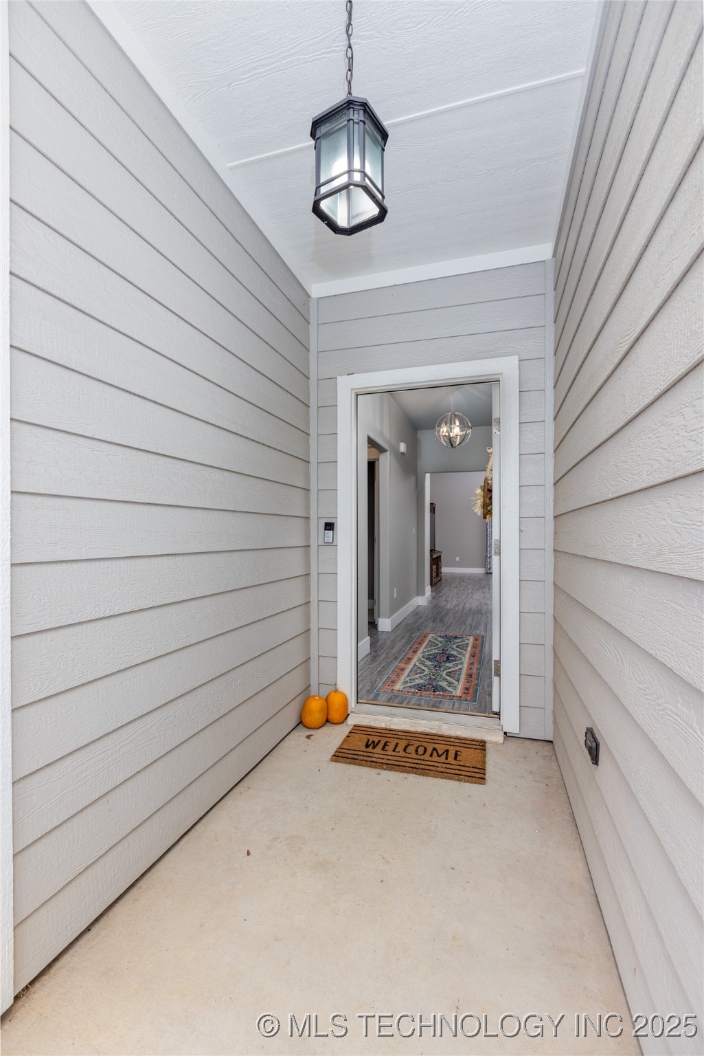 5456 Roadrunner Drive