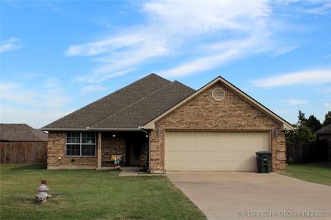 908 N 3rd Calera OK 74730