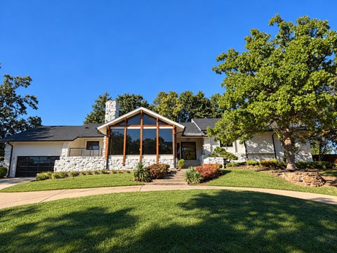 Photo of 3155 E 68th Street, Tulsa, OK 74136 (MLS # 2638651)