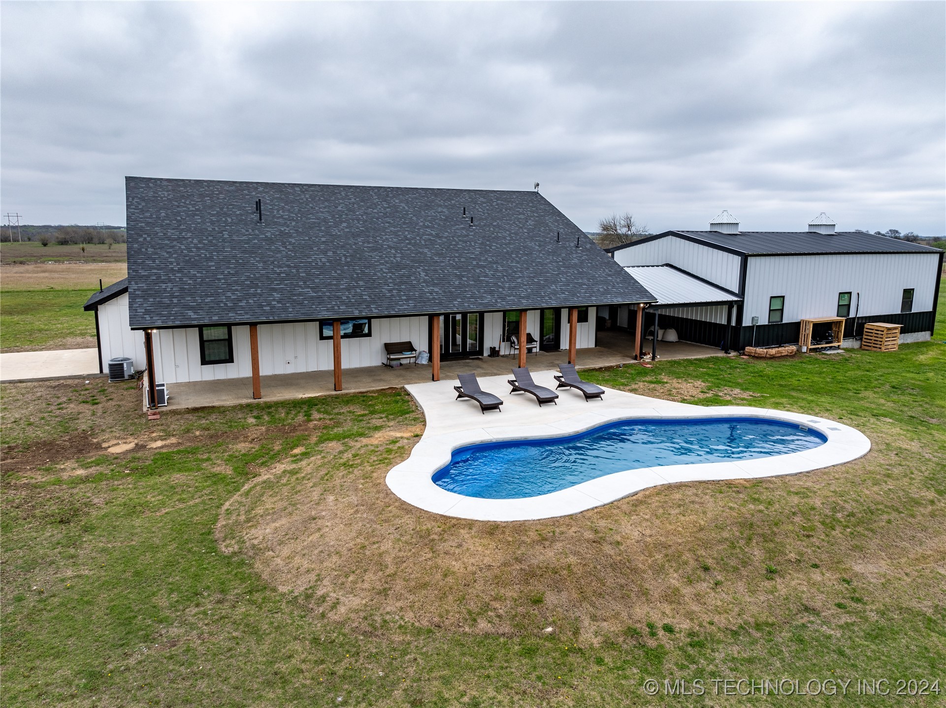 10189 Muncrief Road