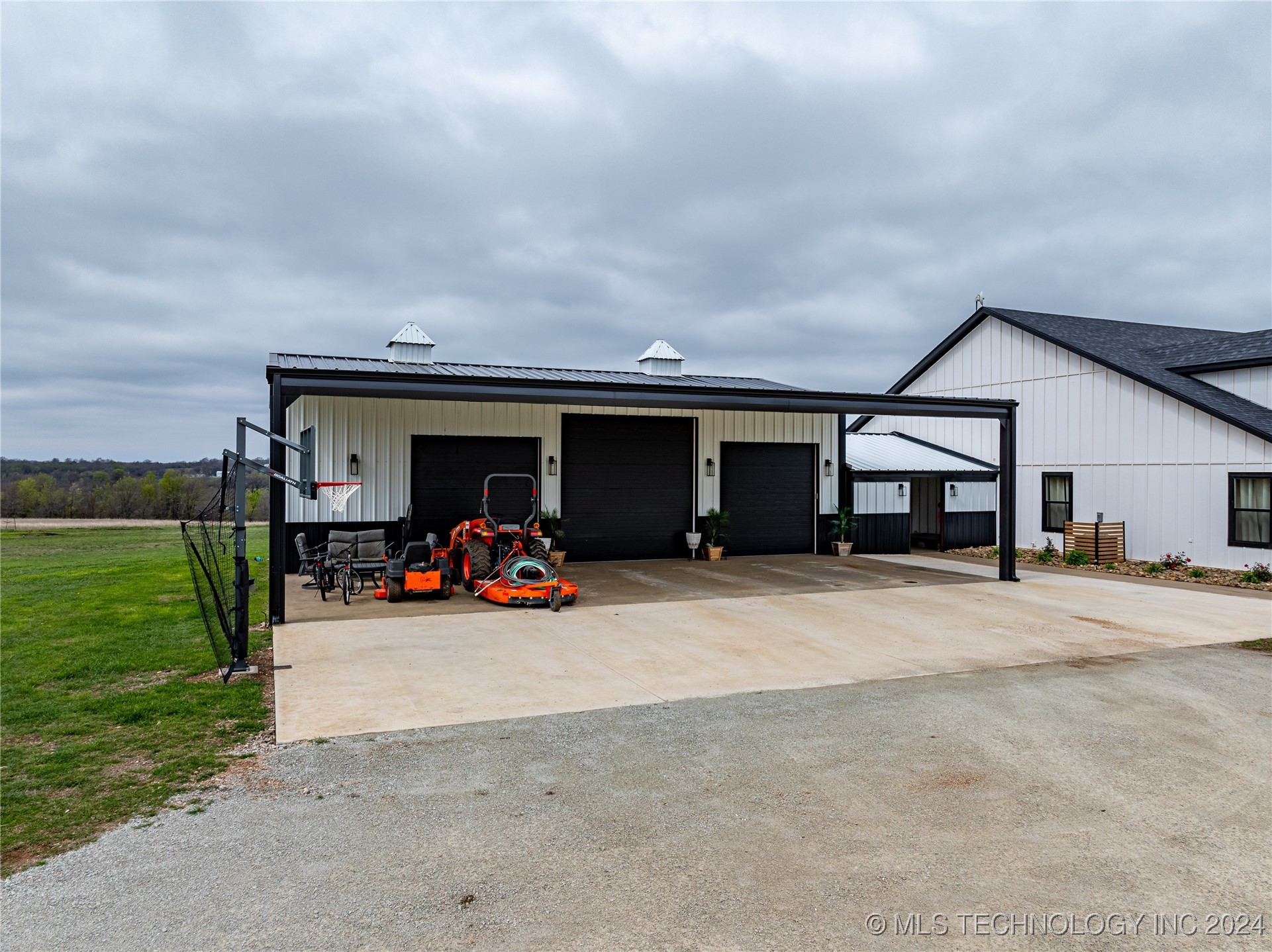 10189 Muncrief Road