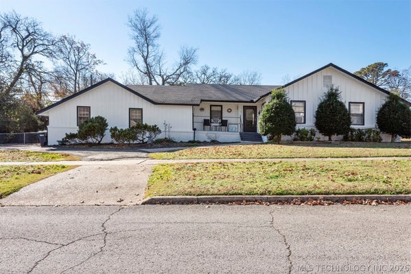 515 W DELAWARE ST, TAHLEQUAH, OK 74464 - Image d5fcd2219e530525cc1978fe84c9e4e7/1230310884