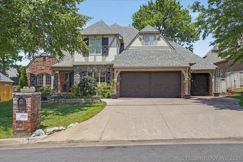 Photo of 7813 E 99th Place, Tulsa, OK 74133 (MLS # 2625514)