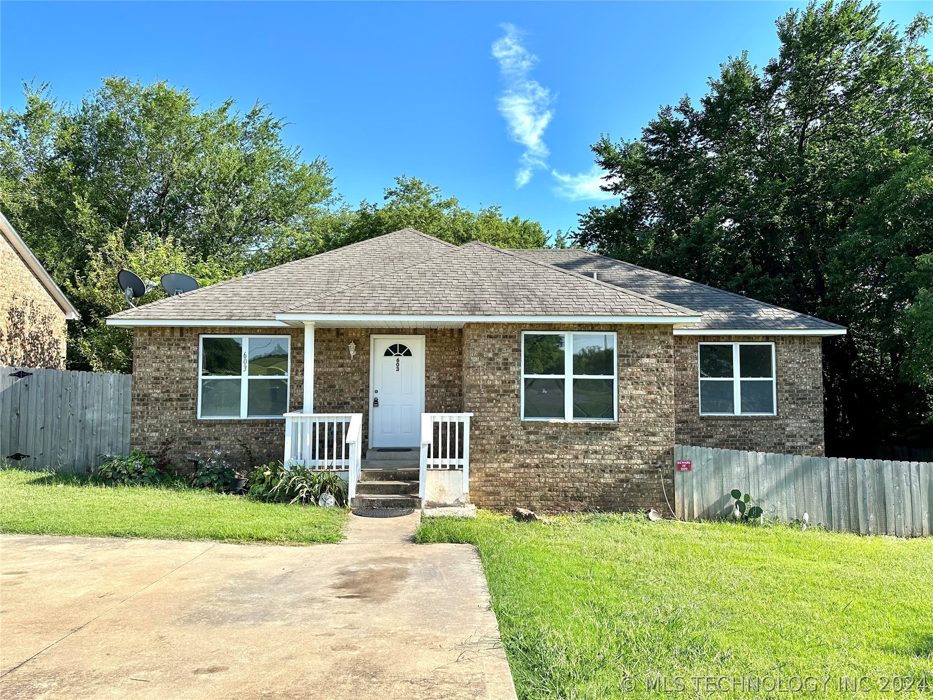 View Ada, OK 74820 house