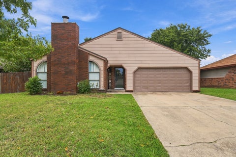 Photo of 8104 N 122nd Avenue E, Owasso, OK 74055 (MLS # 2636234)