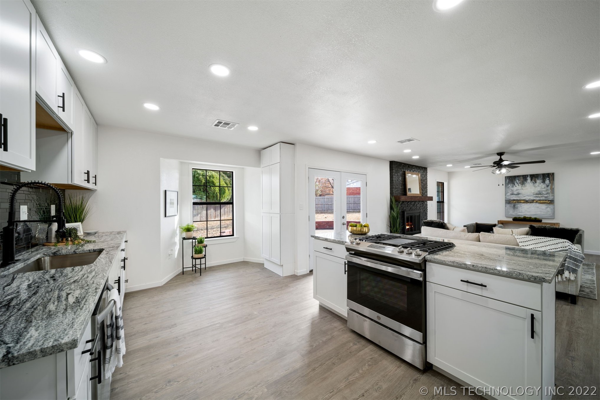 Photo 13 of 30 of 4201 Rolling Meadows Road house