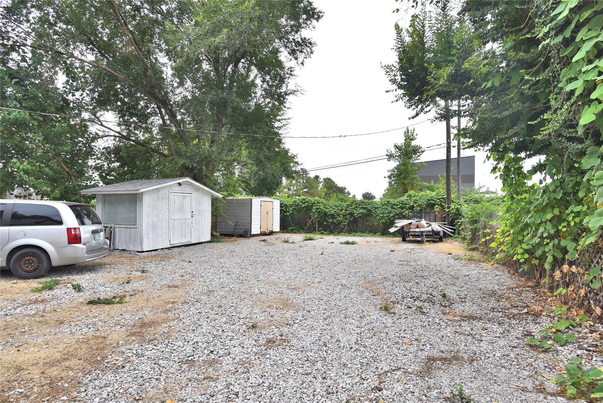 3216 E Oklahoma Place