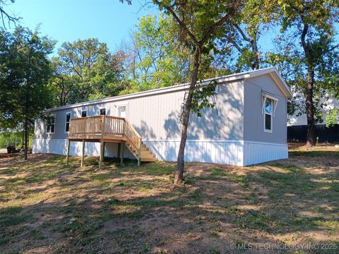 2108 Oriole Kingston OK 73439