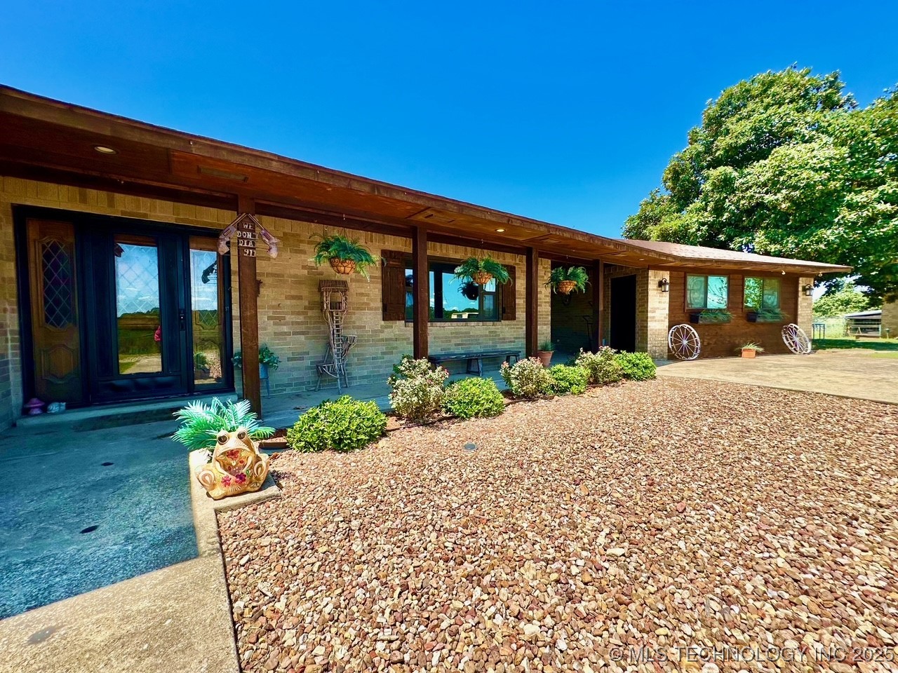 3487 Edge Road
