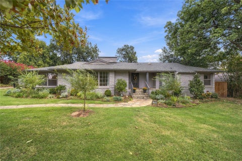 Photo of 3701 Atlanta Avenue S, Tulsa, OK 74105 (MLS # 2635873)