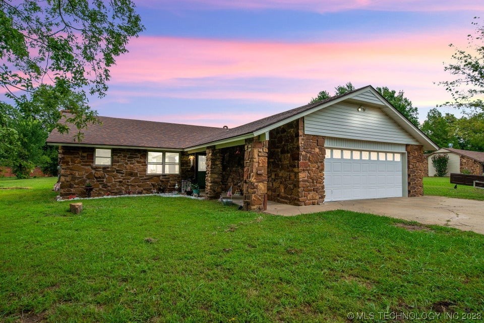 Photo 1 of 28 of 7245 E Verdigris Drive house