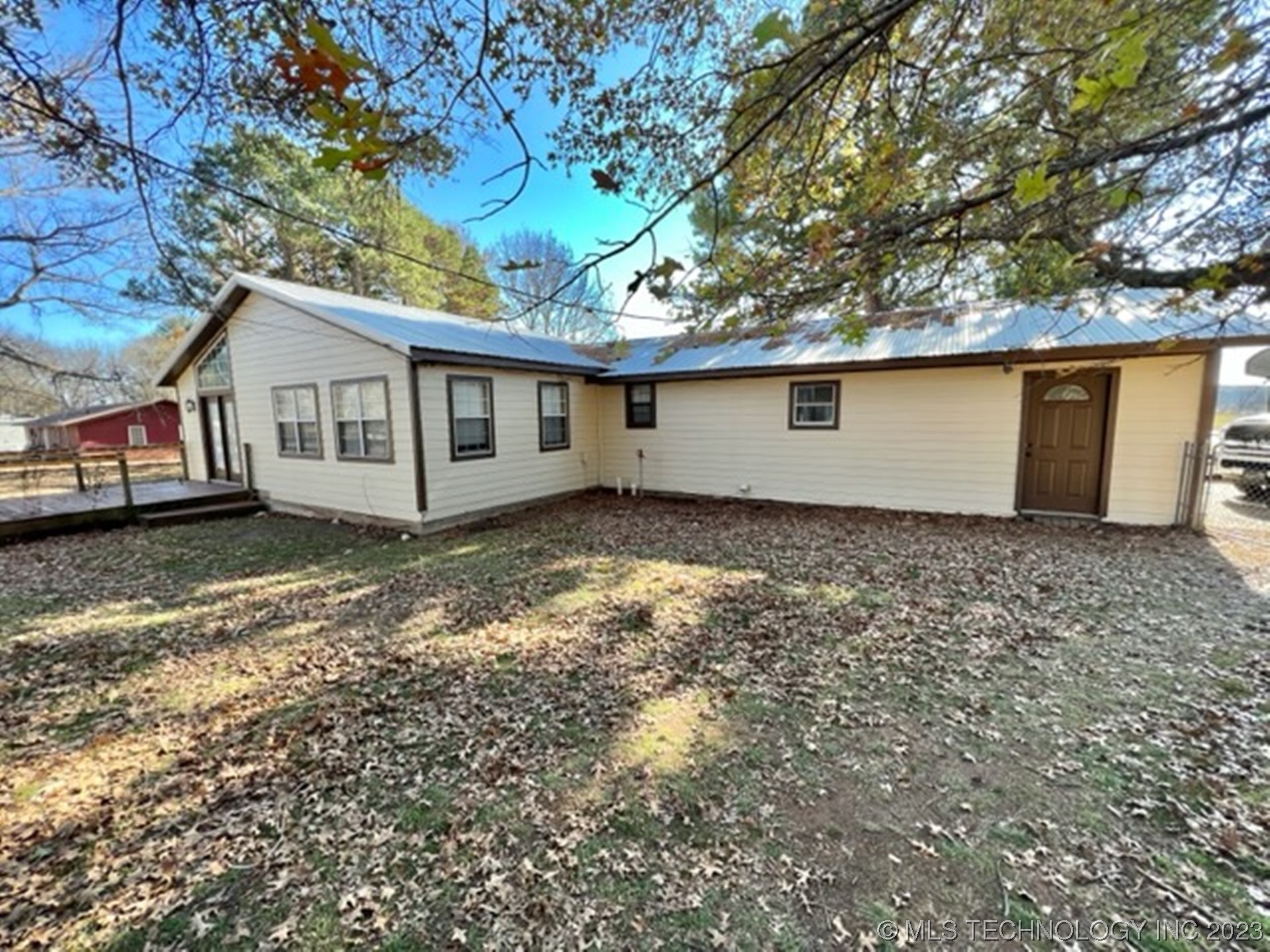 Photo 5 of 50 of 1111 Valley Acre Lane house