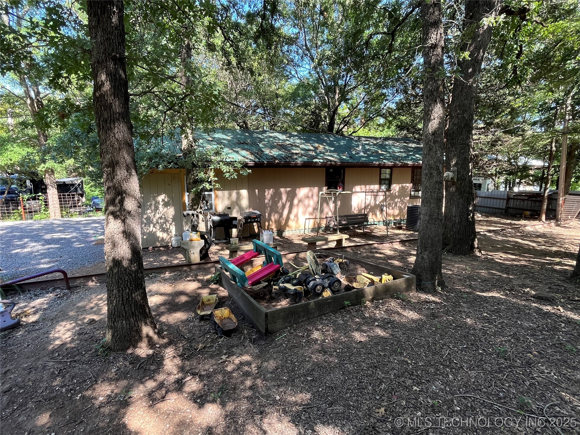 4905 Blackfoot Lane