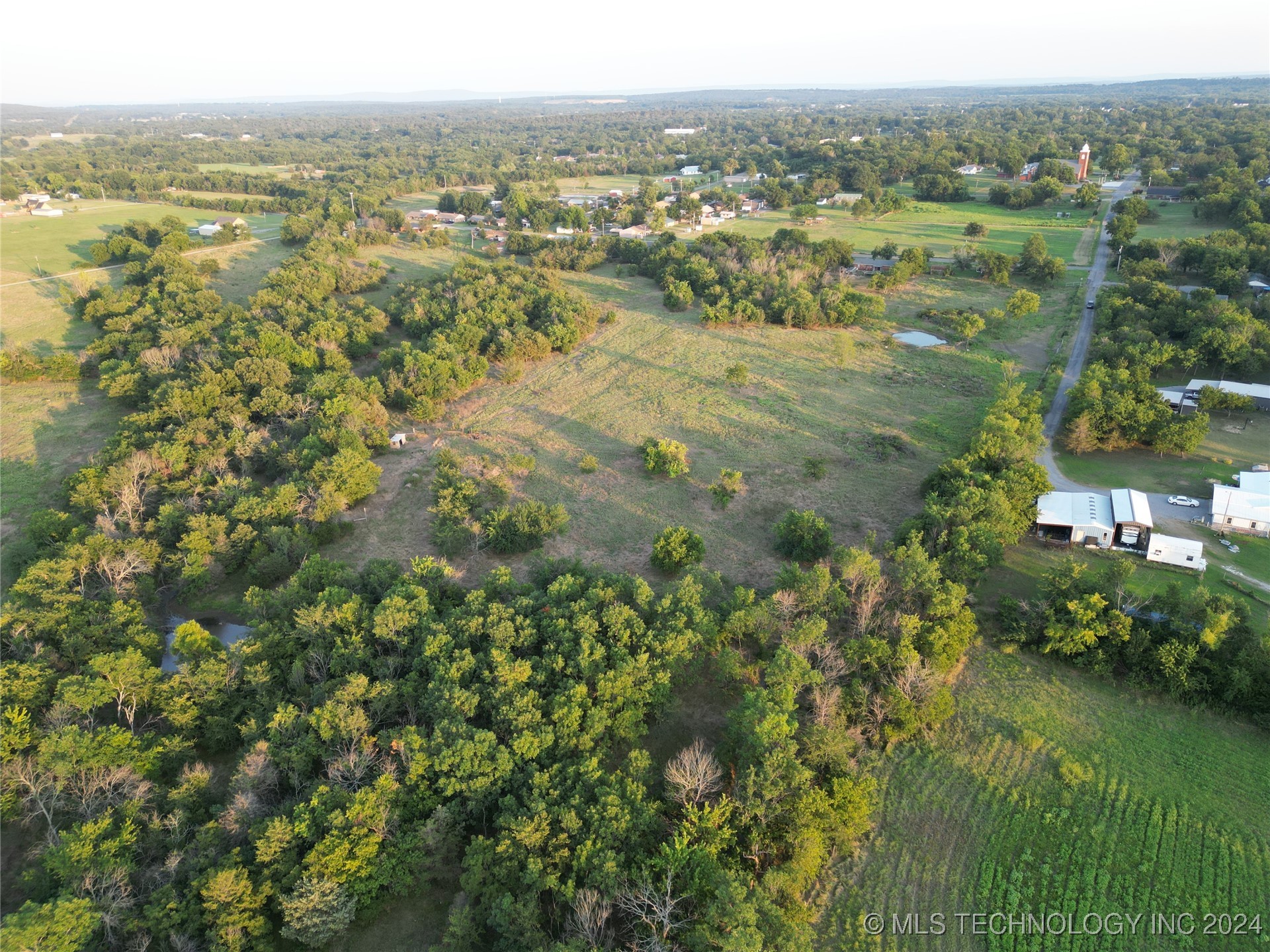 Photo 21 of 22 of 1 E Creek Avenue land