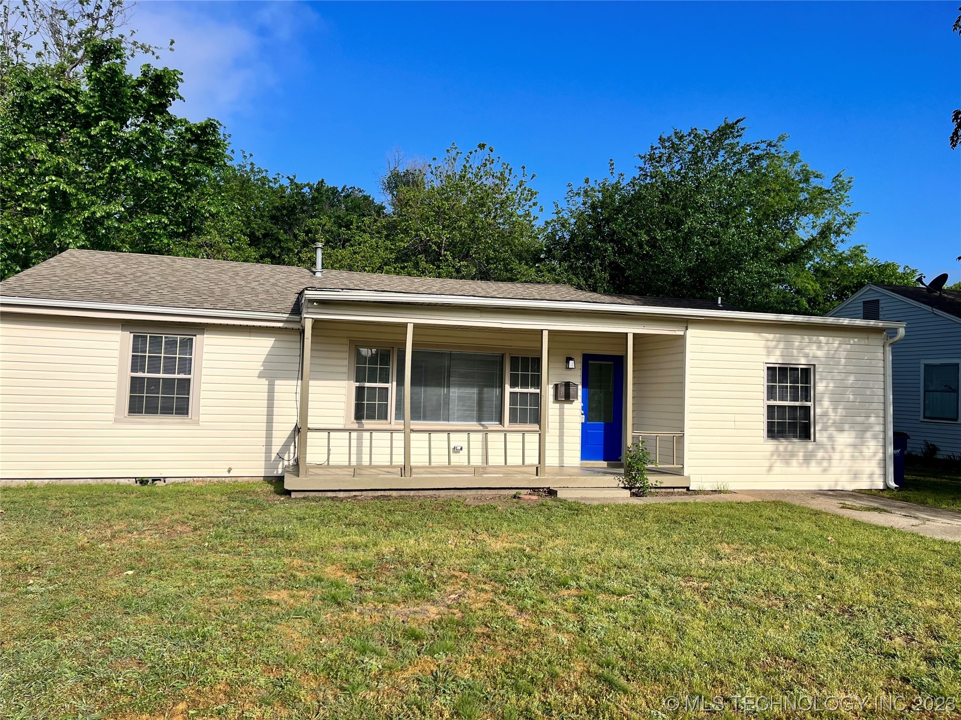 Photo 1 of 16 of 617 S 12th Street house
