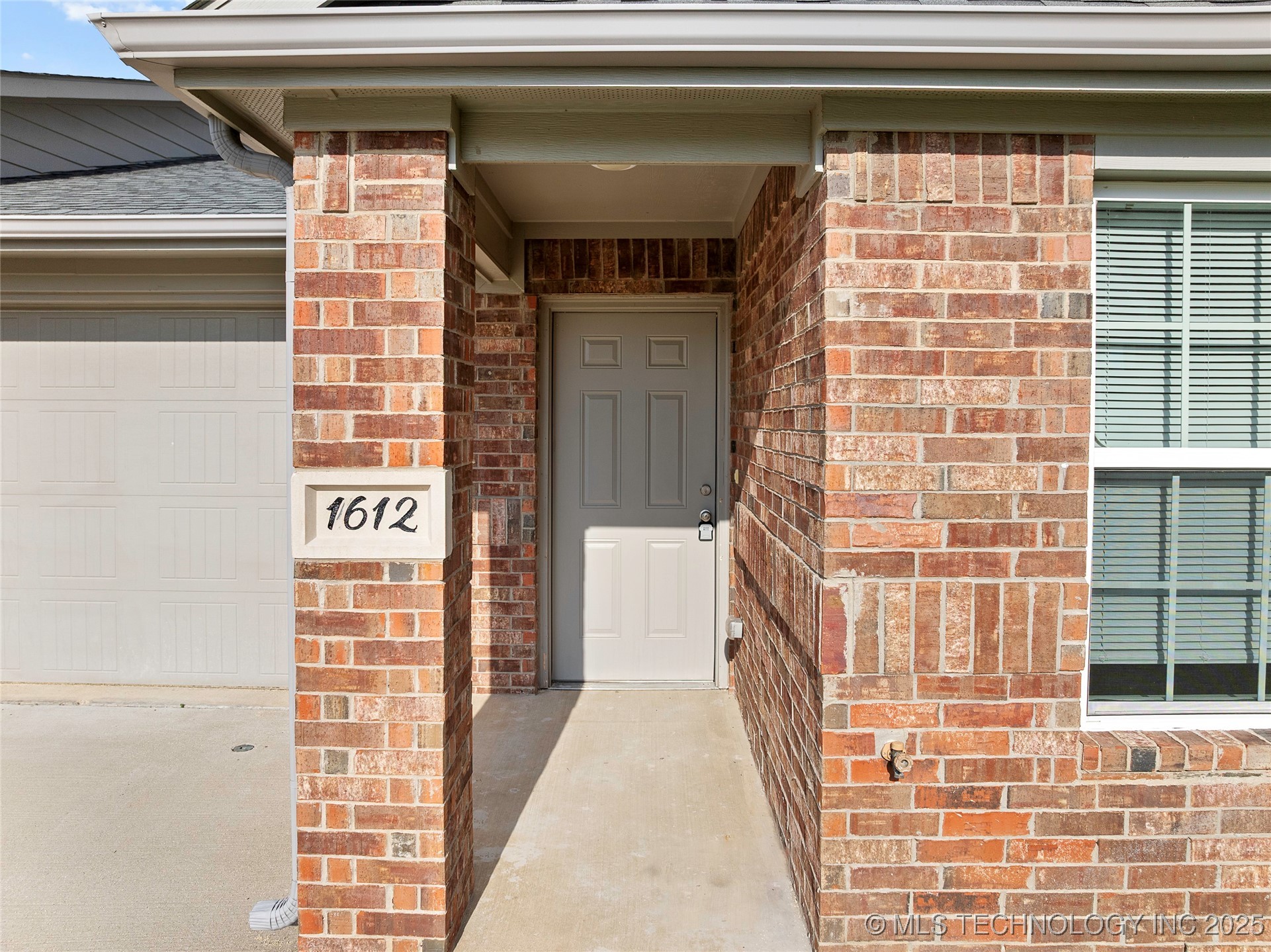 1612 Shenandoah Ridge