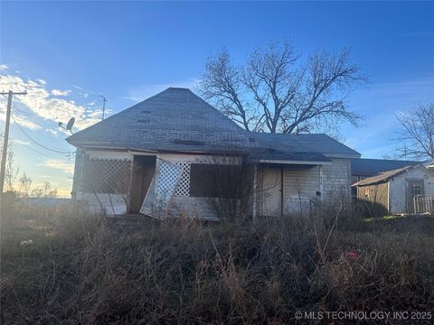 MLS: 2502817