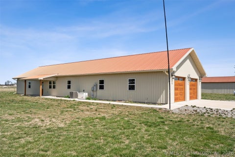 Photo of 13908 N 3973 Drive, Dewey, OK 74029 (MLS # 2632692)
