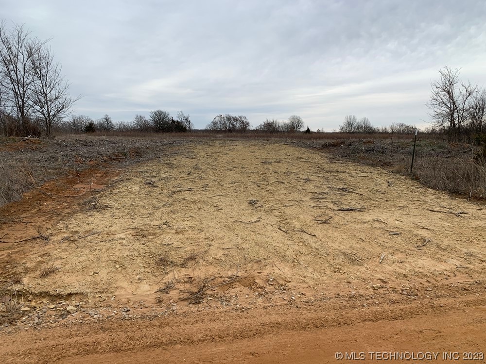 Photo 8 of 11 of 109025 N County Road 3850 Road land
