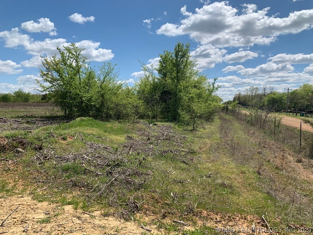 Photo 6 of 11 of 109025 N County Road 3850 Road land