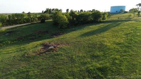 24 N 3985 Road Collinsville OK 74021