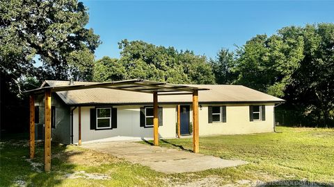 Photo of 7460 Dogwood, Ardmore, OK 73401 (MLS # 2622826)