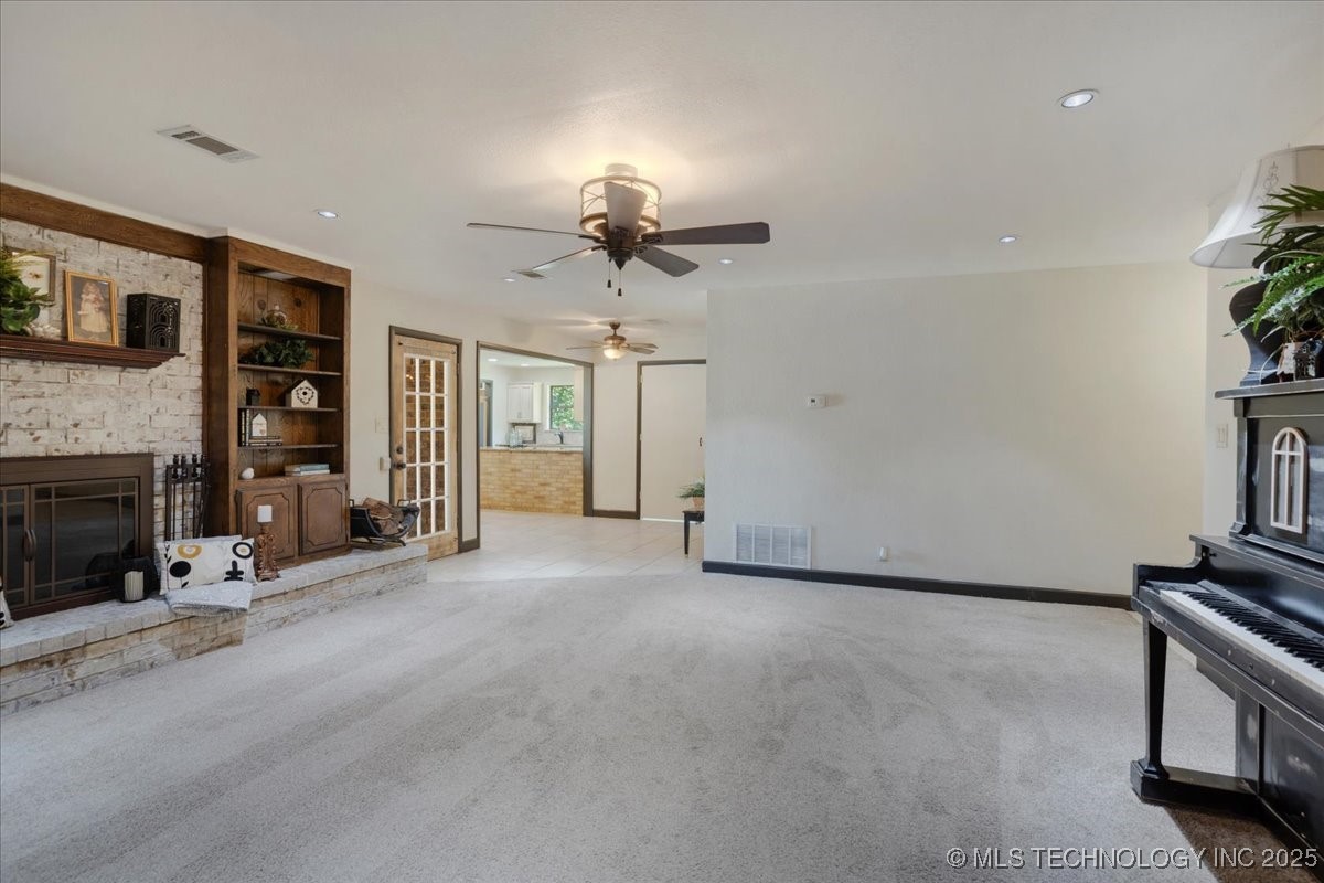 211 Meadowlark