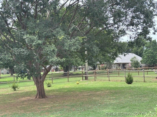 635 S Pecan Street