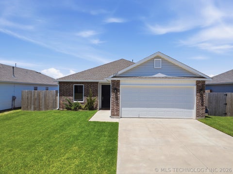 Photo of 23247 S 114th Street S, Broken Arrow, OK 74014 (MLS # 2625402)