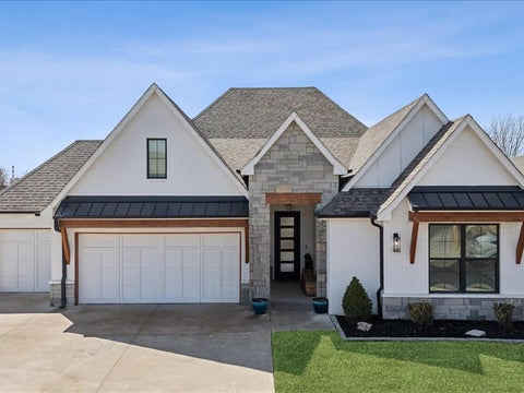 Photo of 10328 S Delaware Place, Tulsa, OK 74137 (MLS # 2636045)