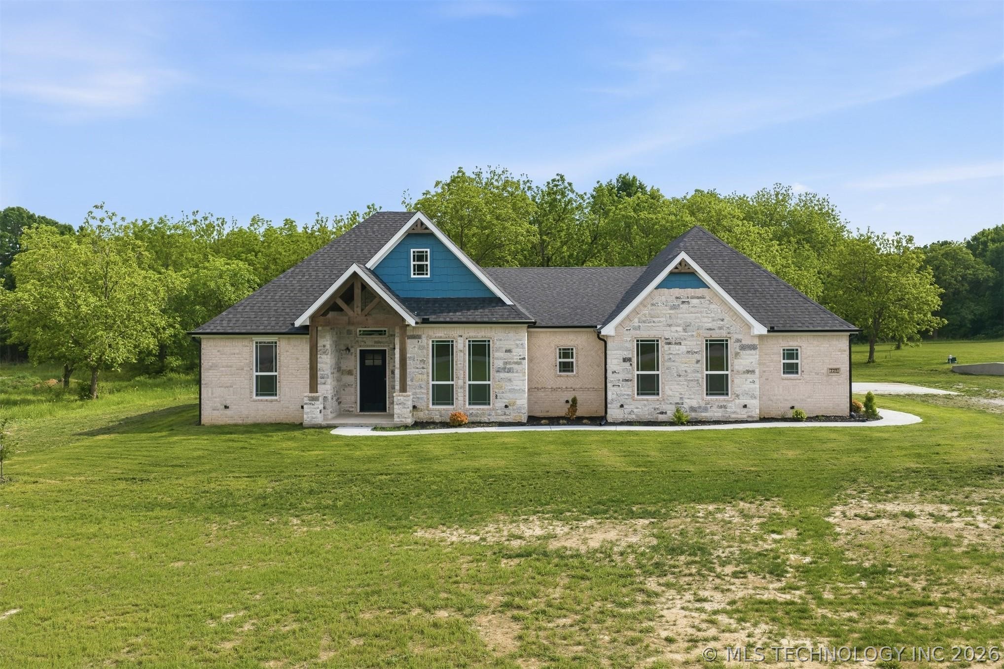 Photo 1 of 47 — 225 Gateway, Ardmore, OK 73401