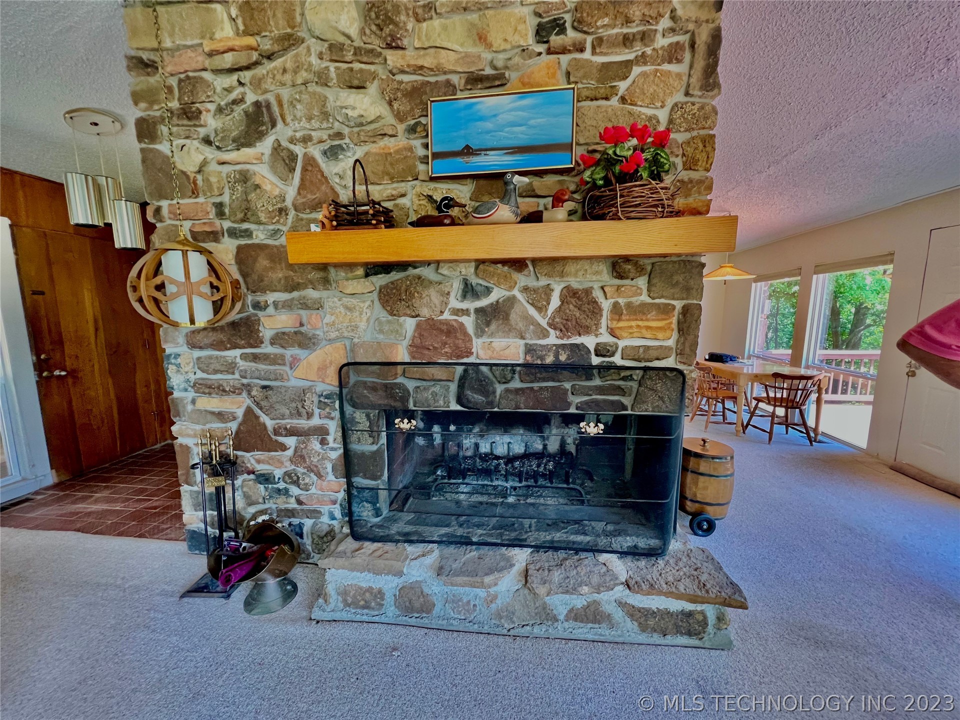 Photo 8 of 19 of 446383 Simco Road house