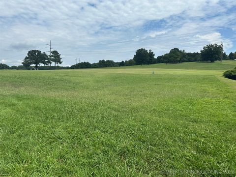 Photo of 3266 Cypress Lane, Tahlequah, OK 74464 (MLS # 2532844)